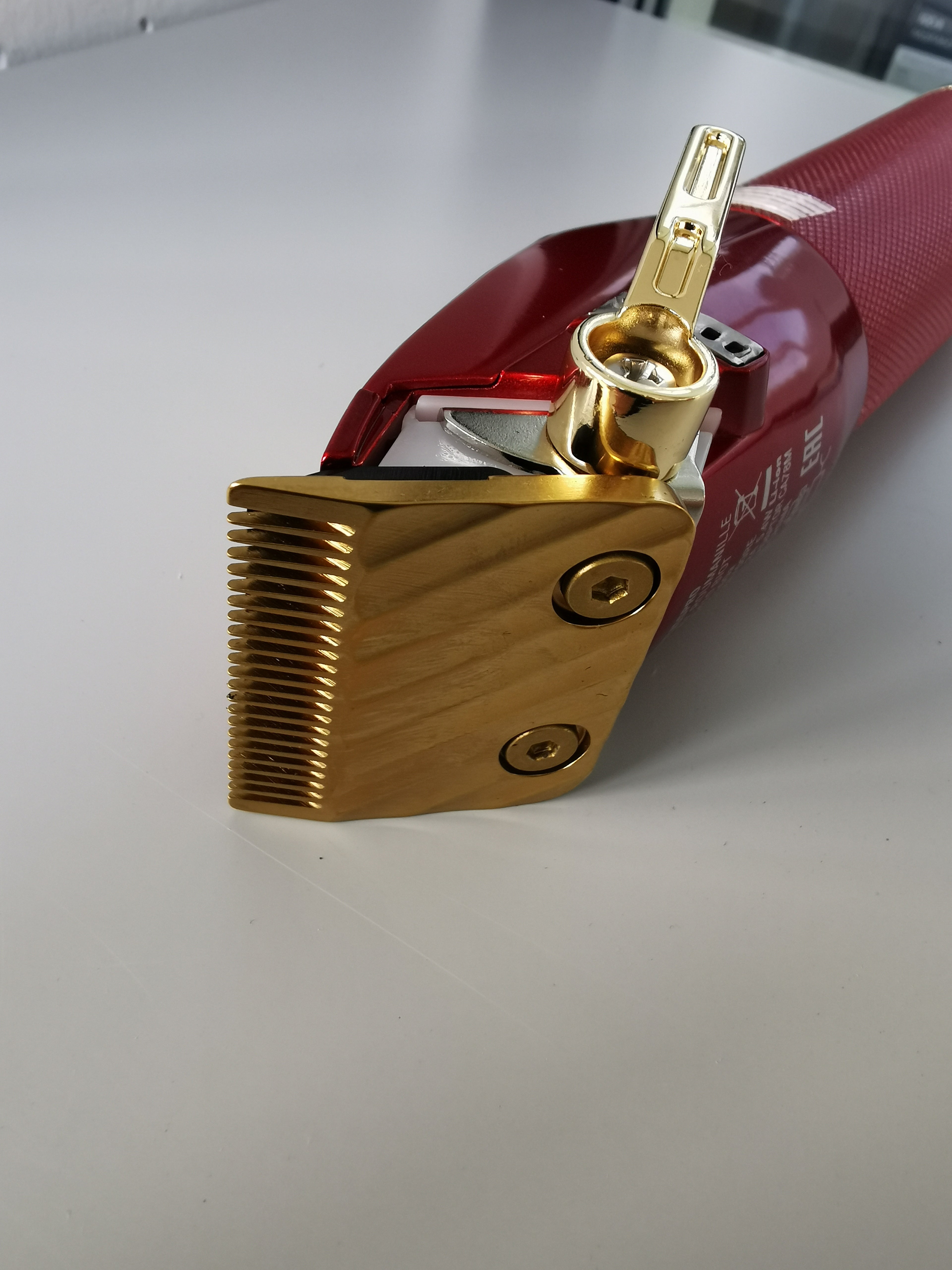 BABYLISS PRO FX CLIPPER - RED