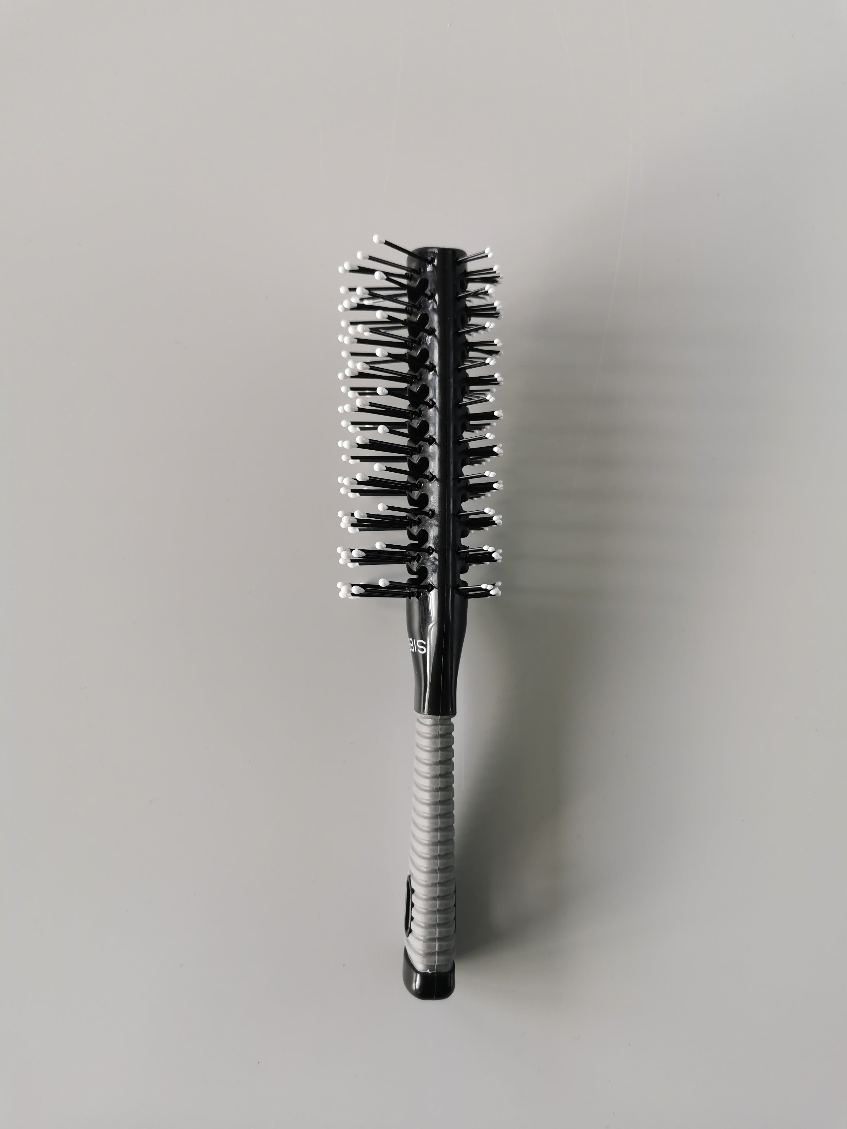 TUNNEL BRUSH - BLACK